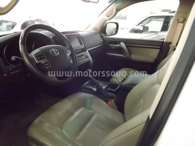 2011 Toyota Land Cruiser
