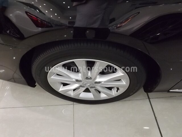 2010 لكزس إي إس