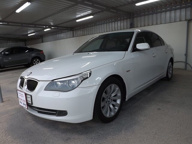 2008 BMW 523