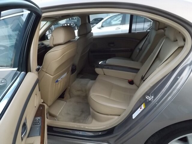 2004 بي إم دبليو 745
