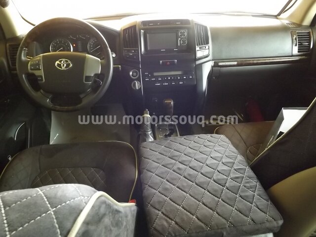 2011 Toyota Land Cruiser