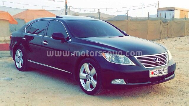2007 لكزس أخرى