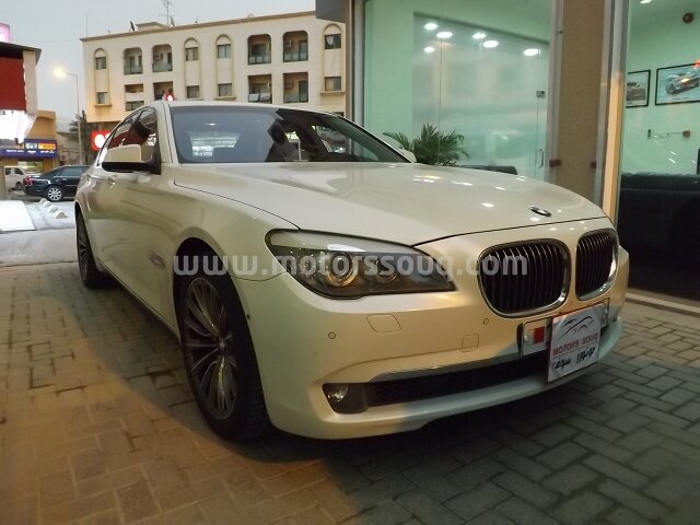 2010 بي إم دبليو 740