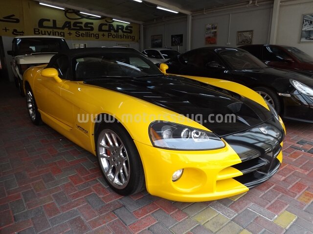 2004 Dodge Viper