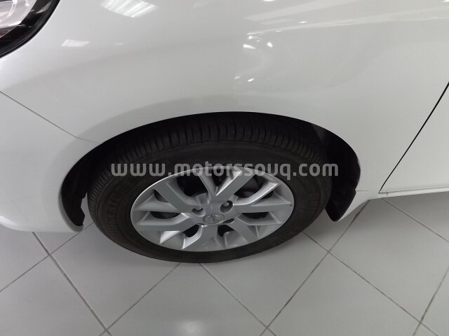 2015 Nissan Sunny