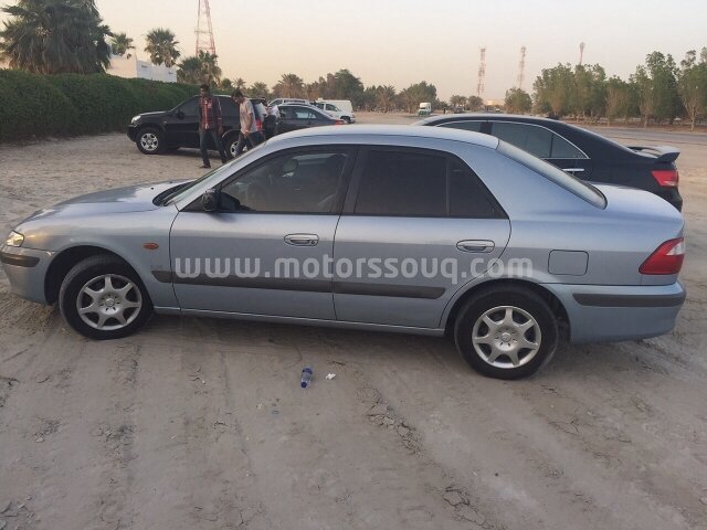 2000 مازدا 2
