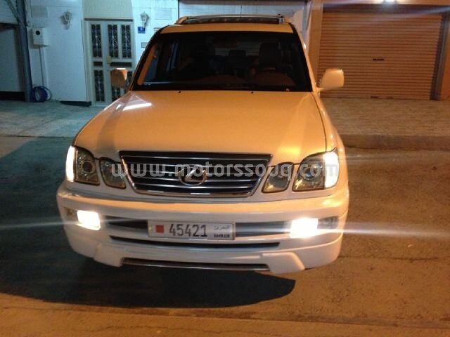 2004 لكزس أخرى