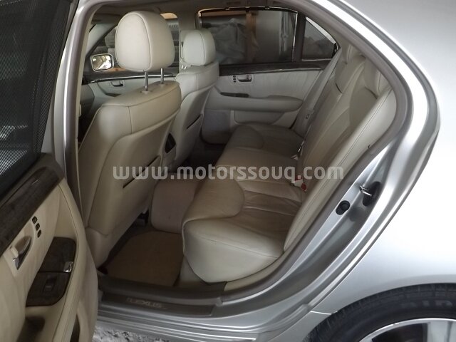 2001 Lexus LS