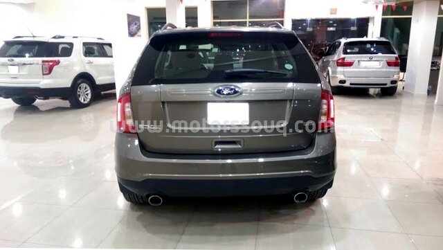 2012 فورد إيدج
