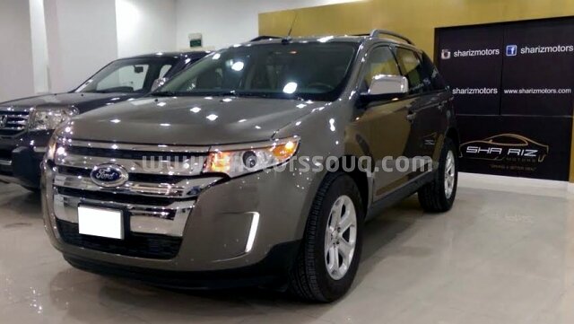 2012 فورد إيدج