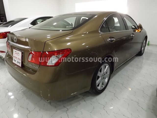2007 لكزس إي إس