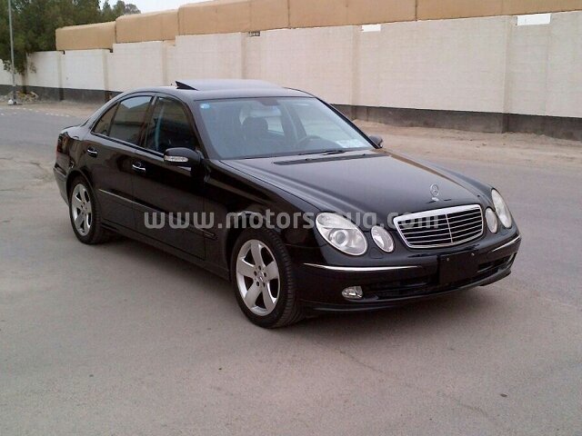 2004 Mercedes-Benz E
