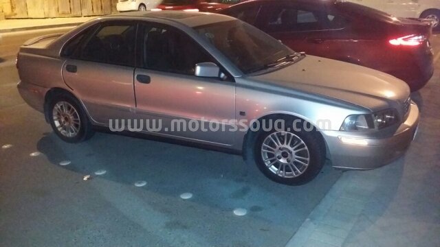 2004 فولفو إس 40