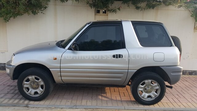 1998 تويوتا راف 4