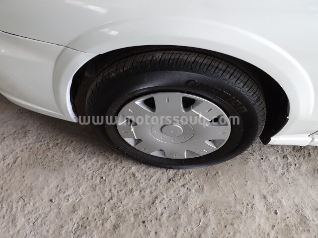 2011 نيسان صني