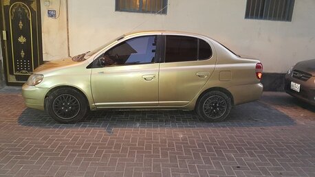 2001 تويوتا أخرى