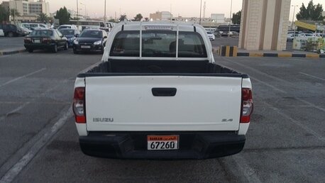 2010 إيسوزو أخرى