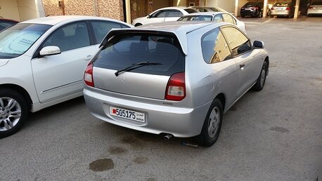 2002 ميتسوبيشي كولت
