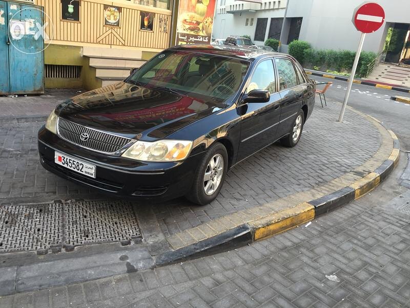 2001 تويوتا أفالون