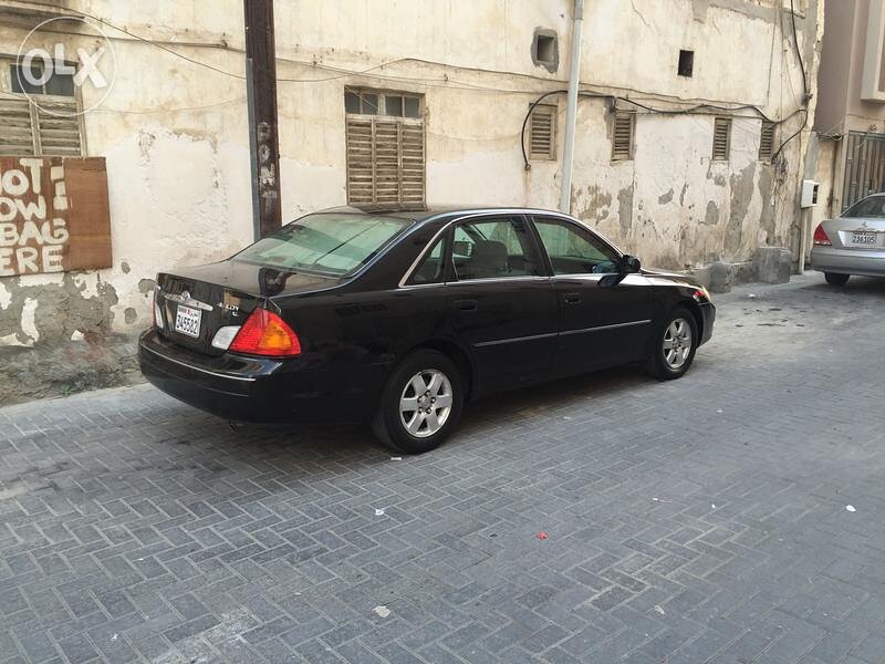 2001 تويوتا أفالون