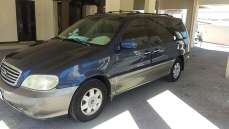 2002 KIA Carnival