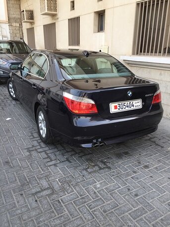 2005 BMW 520