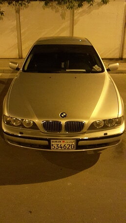 2002 BMW 528