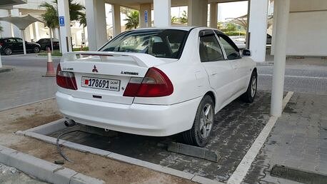 2000 ميتسوبيشي لانسر