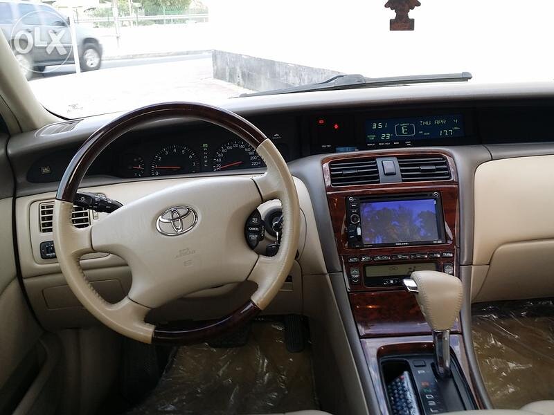 2004 Toyota Avalon
