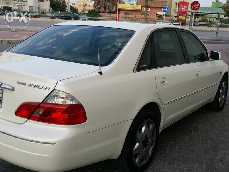 2004 Toyota Avalon