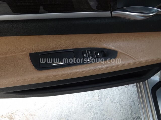 2012 BMW 730