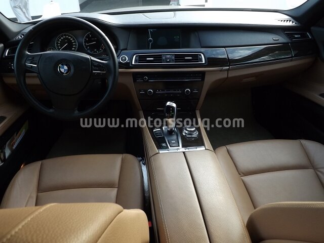 2012 BMW 730