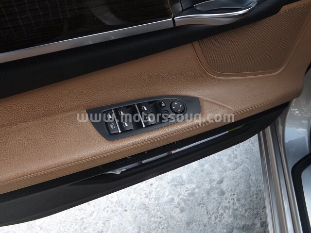 2012 BMW 730