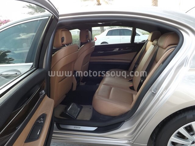 2012 BMW 730