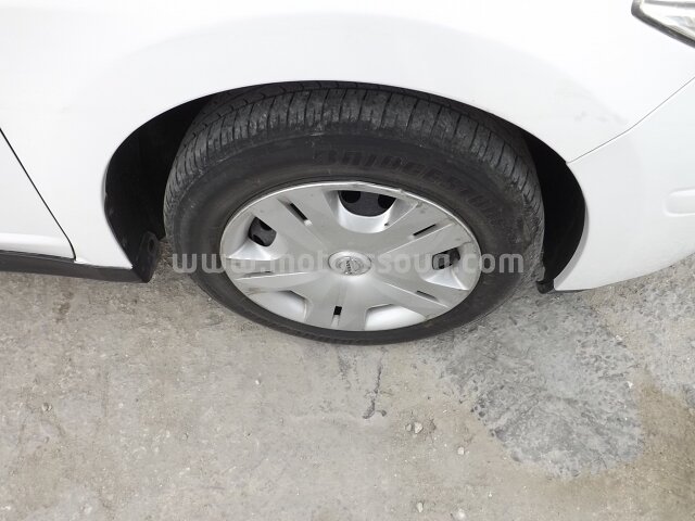 2011 نيسان تيدا