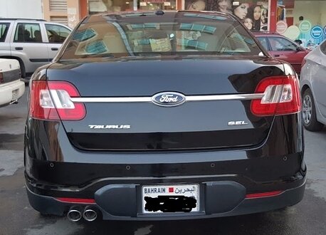 2012 Ford Taurus