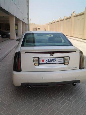 2005 كاديلاك إس تي إس