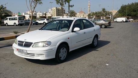 2002 نيسان صني