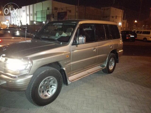 2000 ميتسوبيشي باجيرو