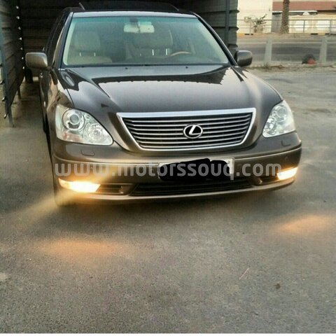 2005 Lexus LS