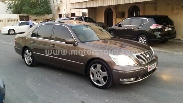 2005 Lexus LS