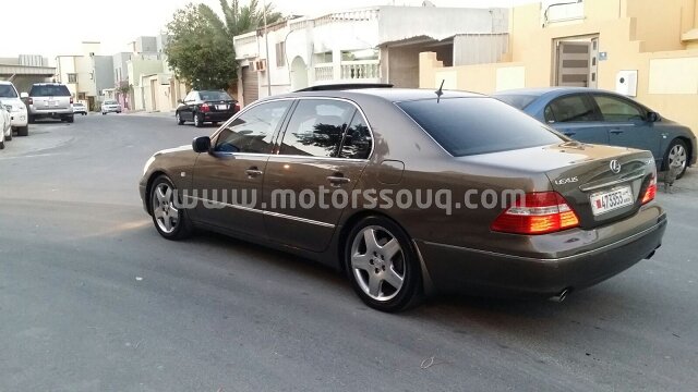 2005 Lexus LS