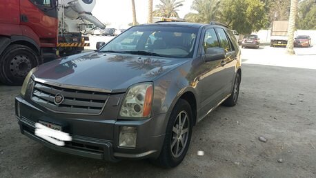 2004 كاديلاك إس آر إكس
