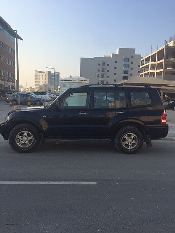 2003 Mitsubishi Pajero