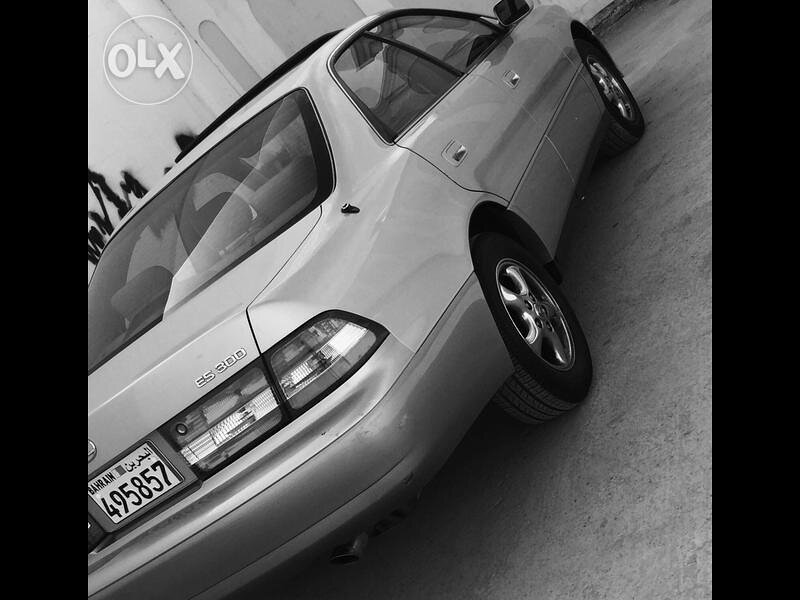 2001 لكزس إي إس 300