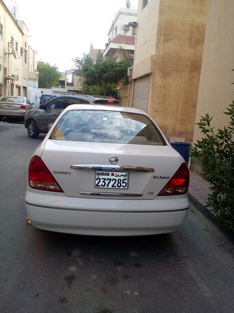 2005 Nissan Sunny