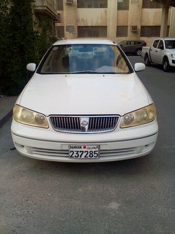 2005 Nissan Sunny