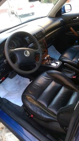 2000 Volkswagen Passat