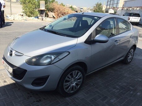 2011 مازدا 2