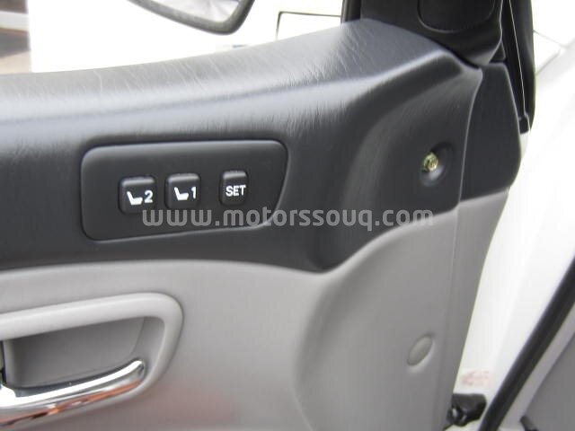 2004 لكزس إي إس